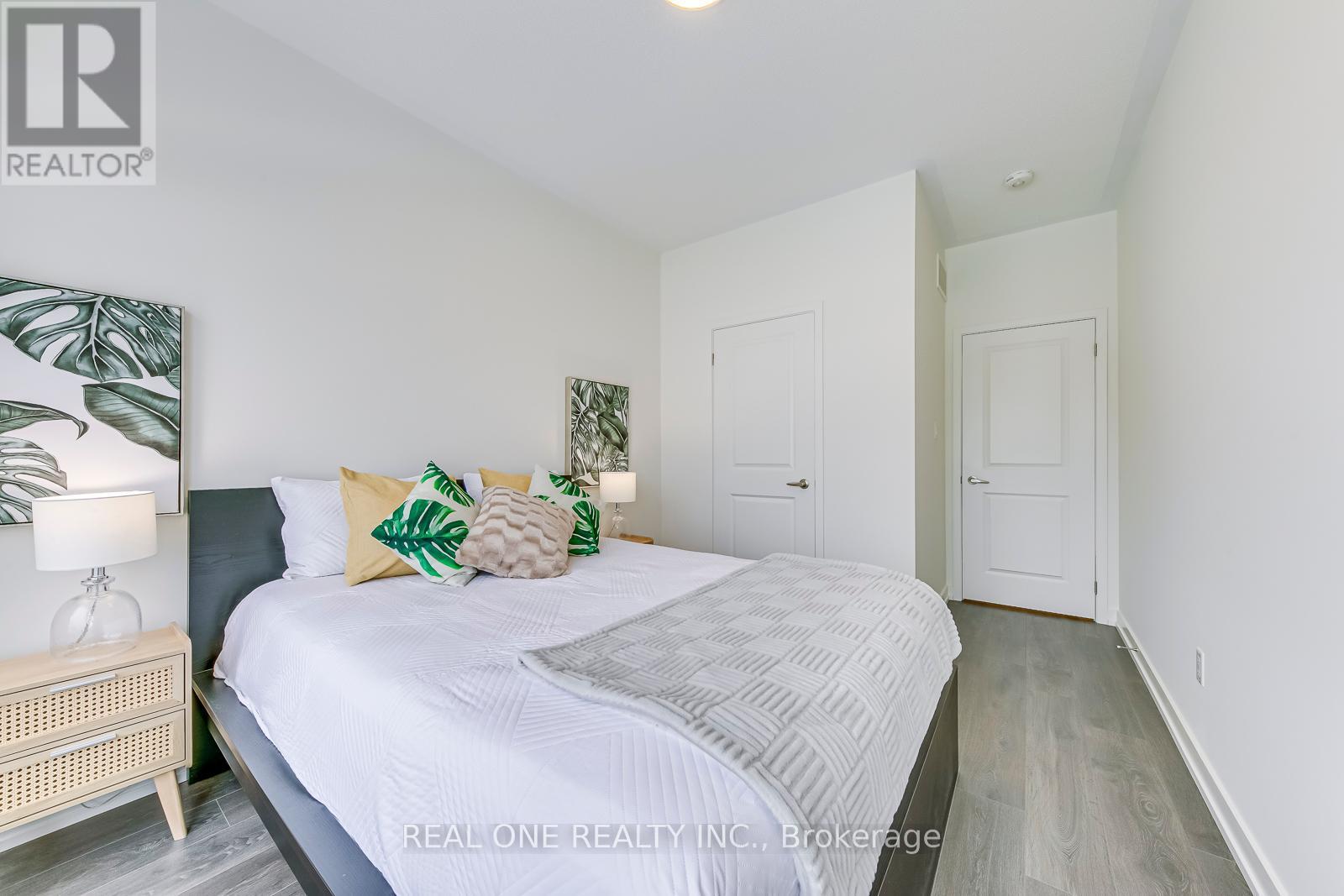 3118 Ernest Appelbe Boulevard, Oakville, Ontario  L6H 0M8 - Photo 43 - W12088153