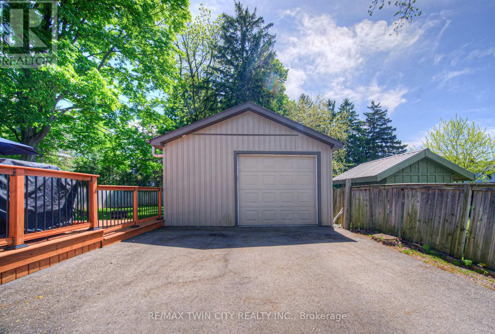 236 Hewat Street, Cambridge, Ontario  N3H 4H3 - Photo 7 - X12162016
