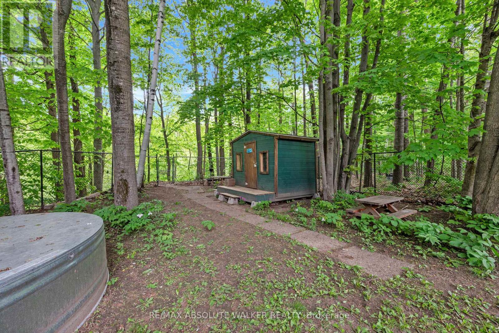 1651 Country Walk Drive, Ottawa, Ontario  K1C 8E2 - Photo 43 - X12100993