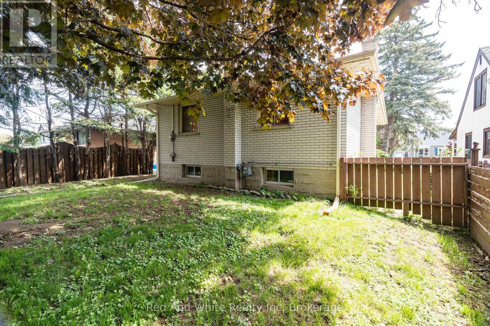 162 Eby Street, Cambridge, Ontario  N3H 4K2 - Photo 36 - X12164540