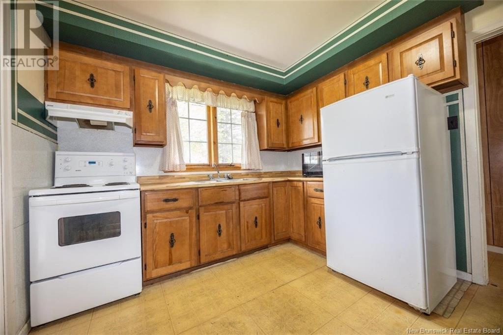 831 Hanson Street, Fredericton, New Brunswick  E3B 4A1 - Photo 5 - NB119007
