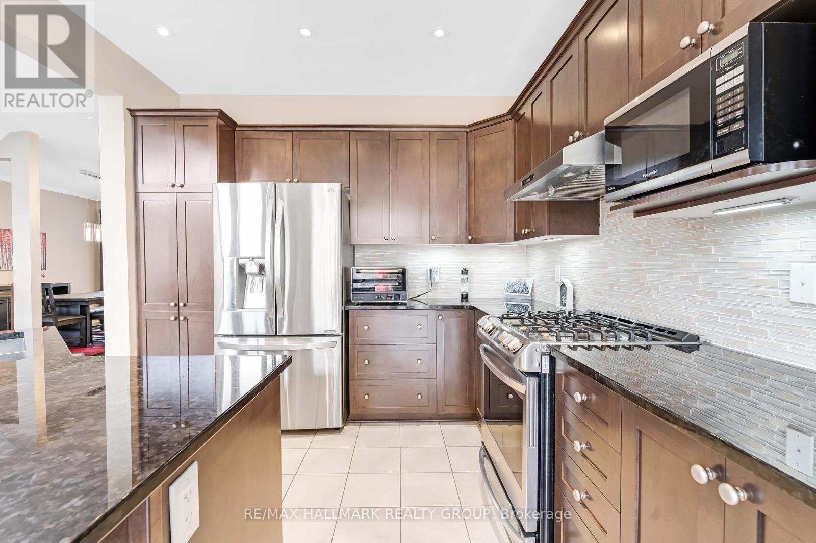 65 Ginseng Terrace, Ottawa, Ontario  K2V 0B5 - Photo 16 - X12164547