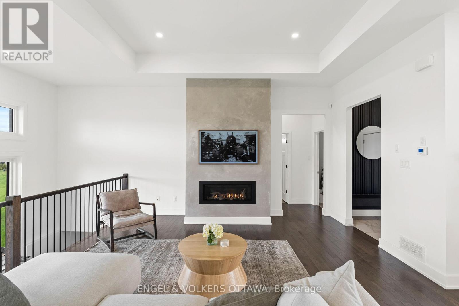 Property at 312 SHOREWAY DRIVE. DRIVE image 4