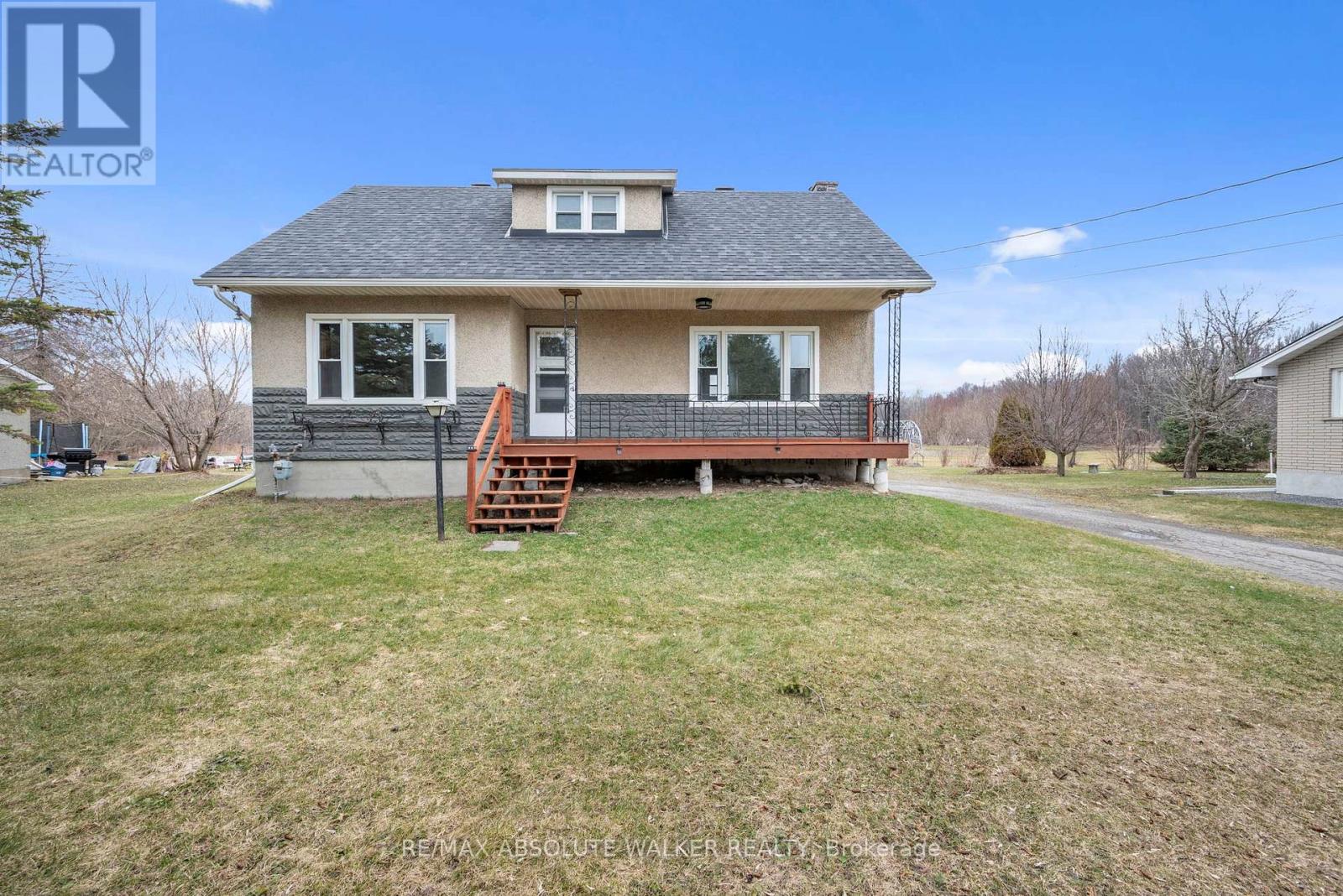 3573 Navan Road, Ottawa, Ontario  K4B 1H9 - Photo 2 - X12164557