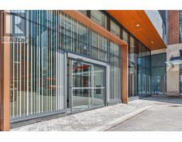 615 - 17 BATHURST STREET, Toronto, Ontario
