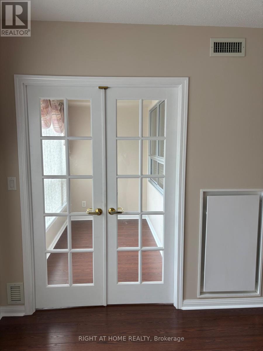 201 - 90 Dean Avenue, Barrie, Ontario  L4N 0M3 - Photo 25 - S12163920