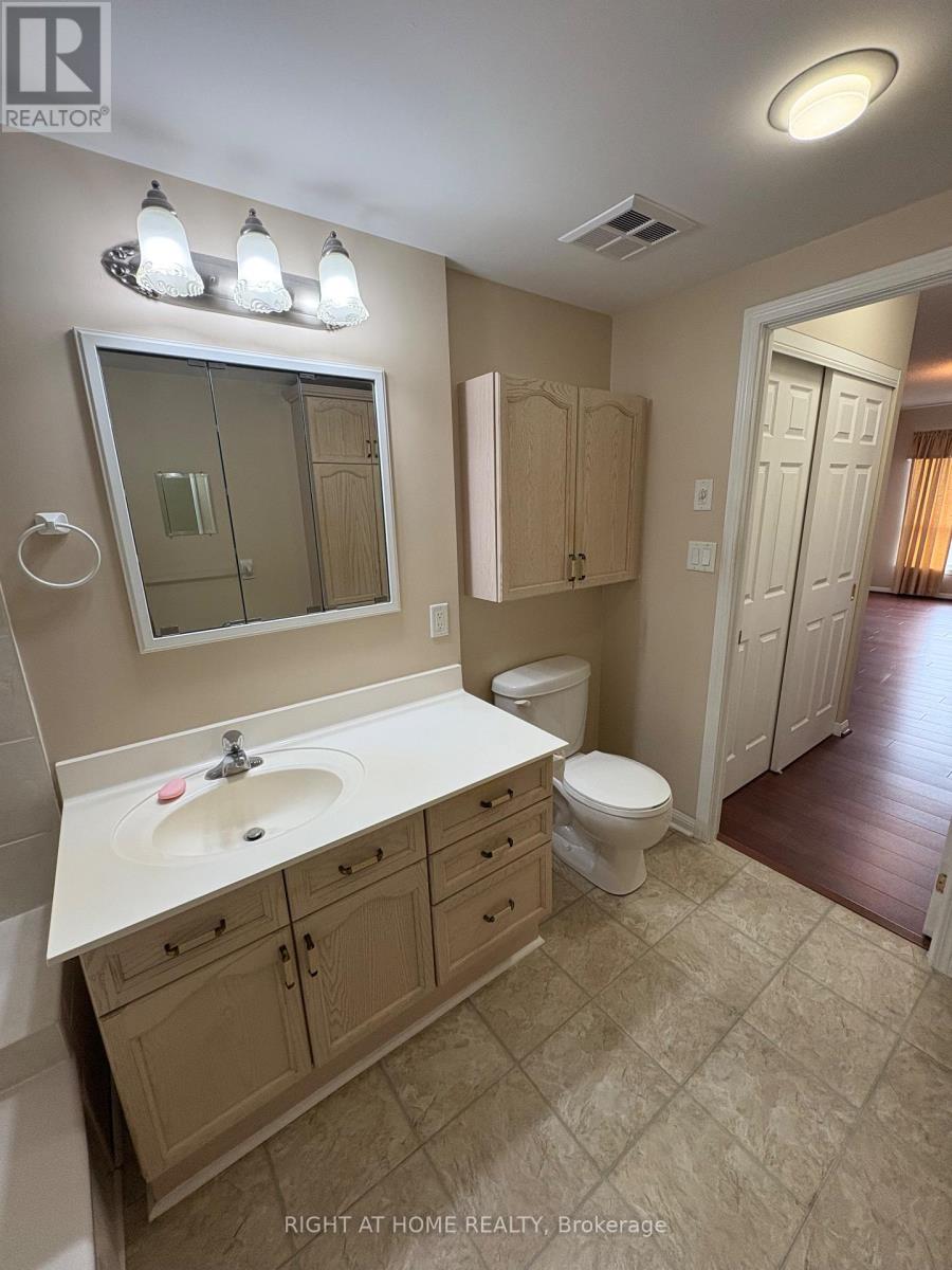 201 - 90 Dean Avenue, Barrie, Ontario  L4N 0M3 - Photo 35 - S12163920