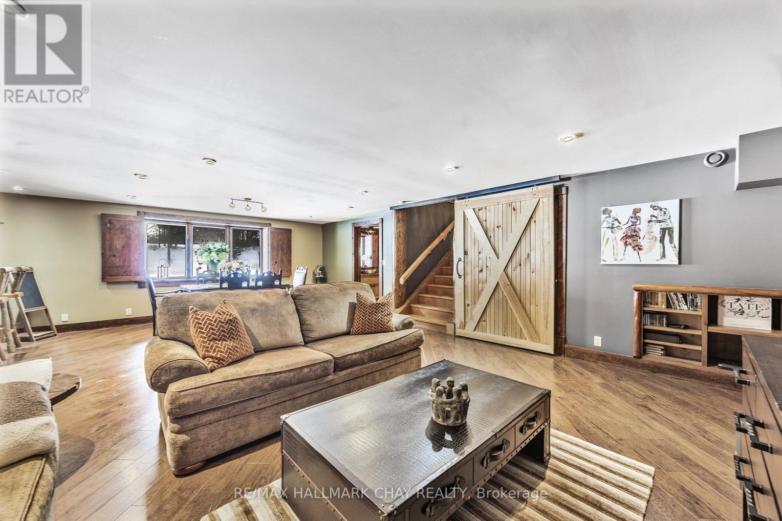 118 Highland Drive, Oro-Medonte, Ontario  L0L 2L0 - Photo 10 - S12164539