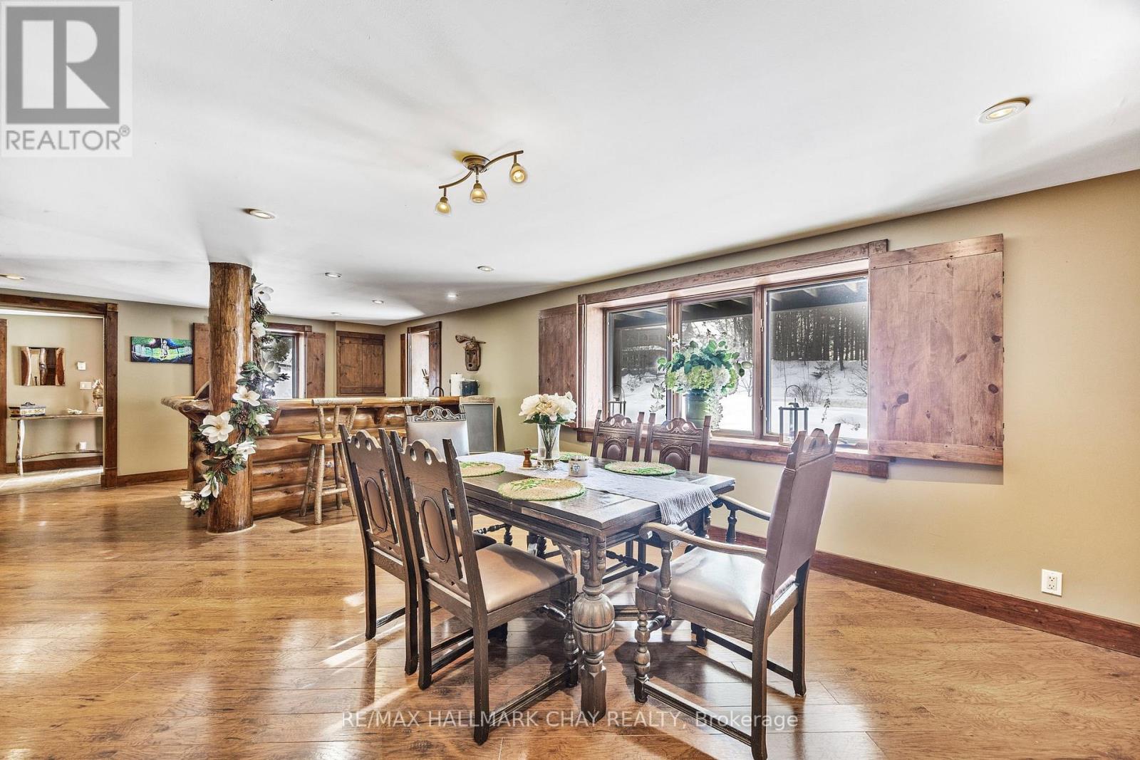 118 Highland Drive, Oro-Medonte, Ontario  L0L 2L0 - Photo 7 - S12164539