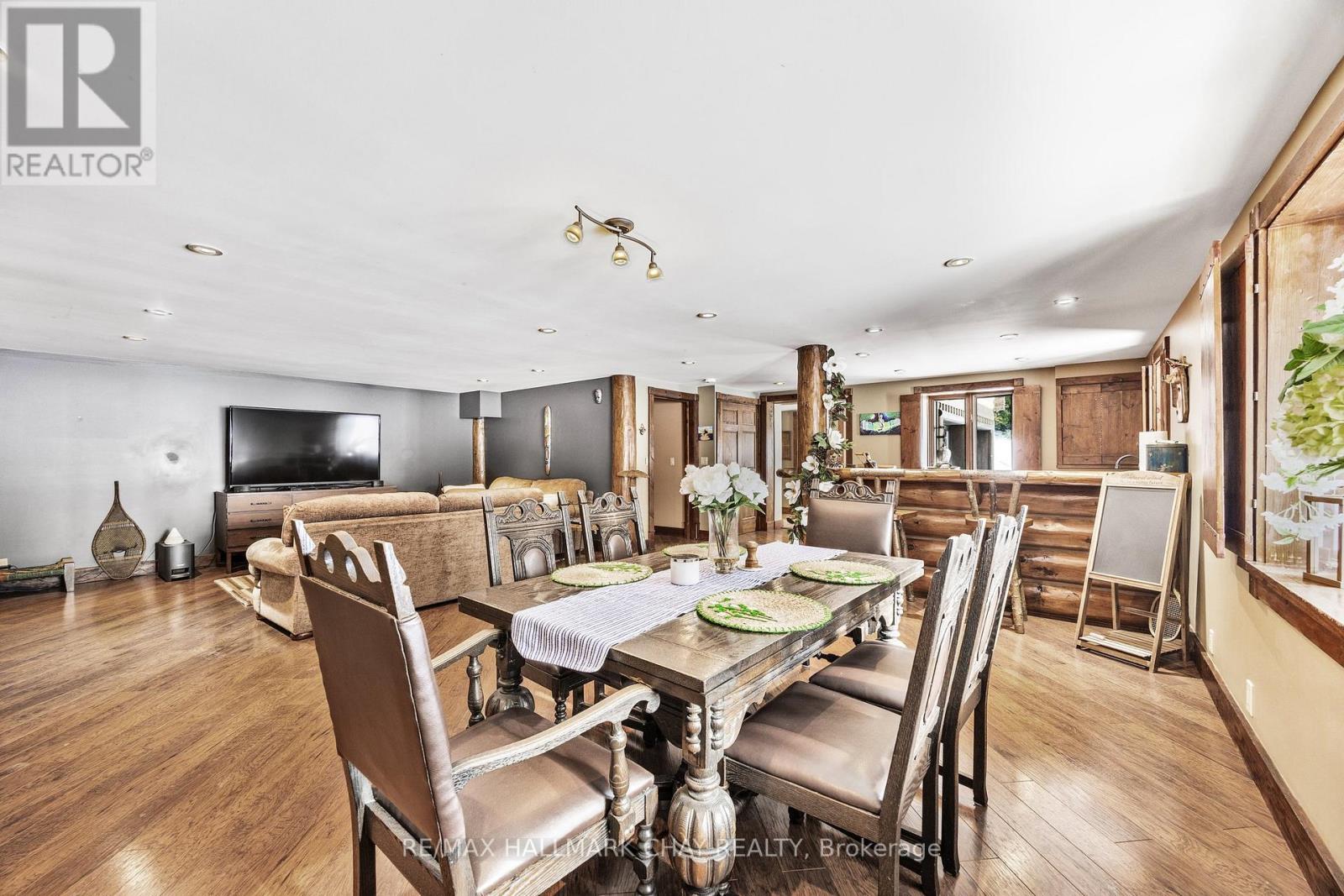 118 Highland Drive, Oro-Medonte, Ontario  L0L 2L0 - Photo 8 - S12164539