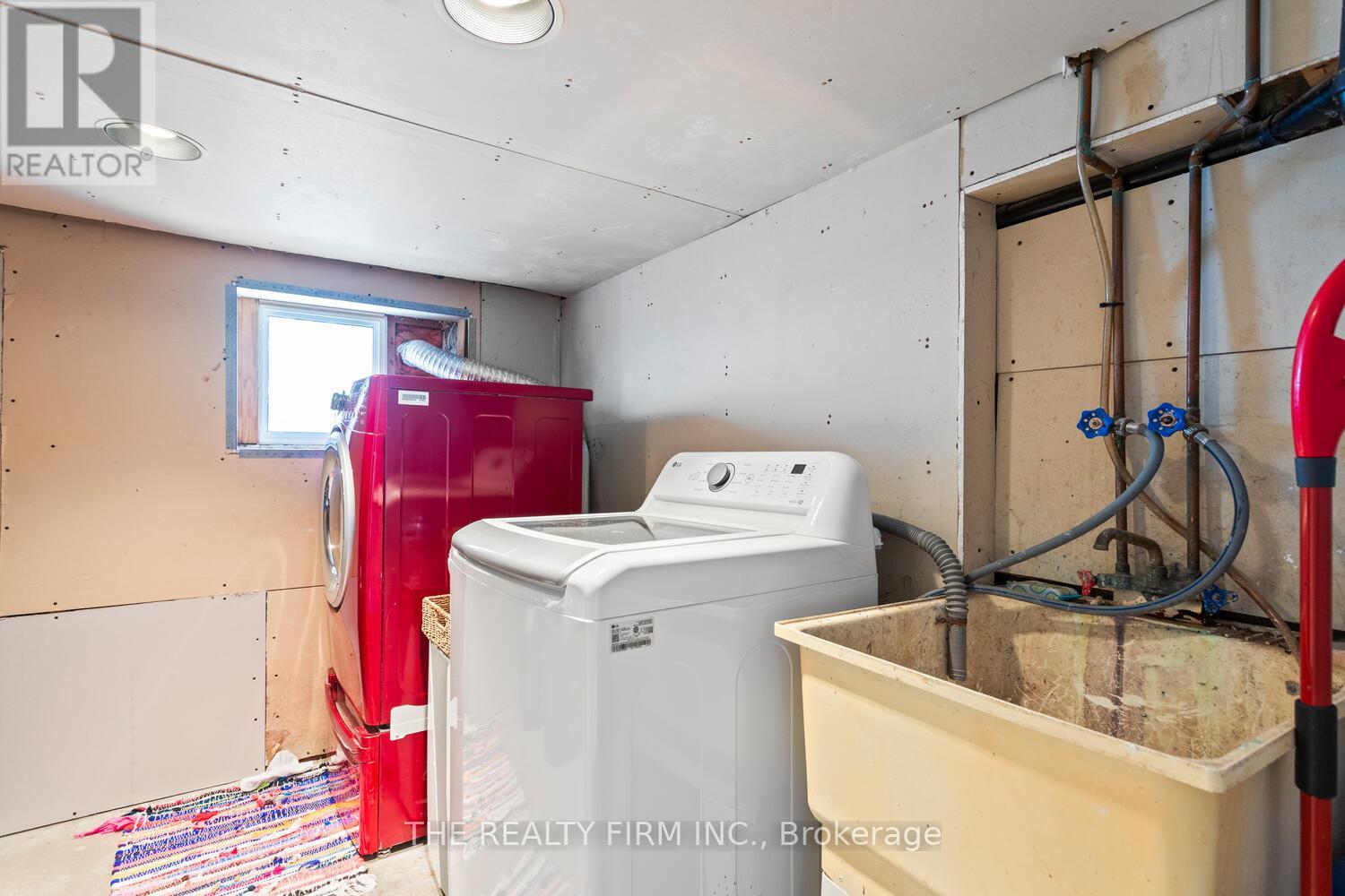 112 Edward Street, London South, Ontario  N6C 3H7 - Photo 37 - X12164606