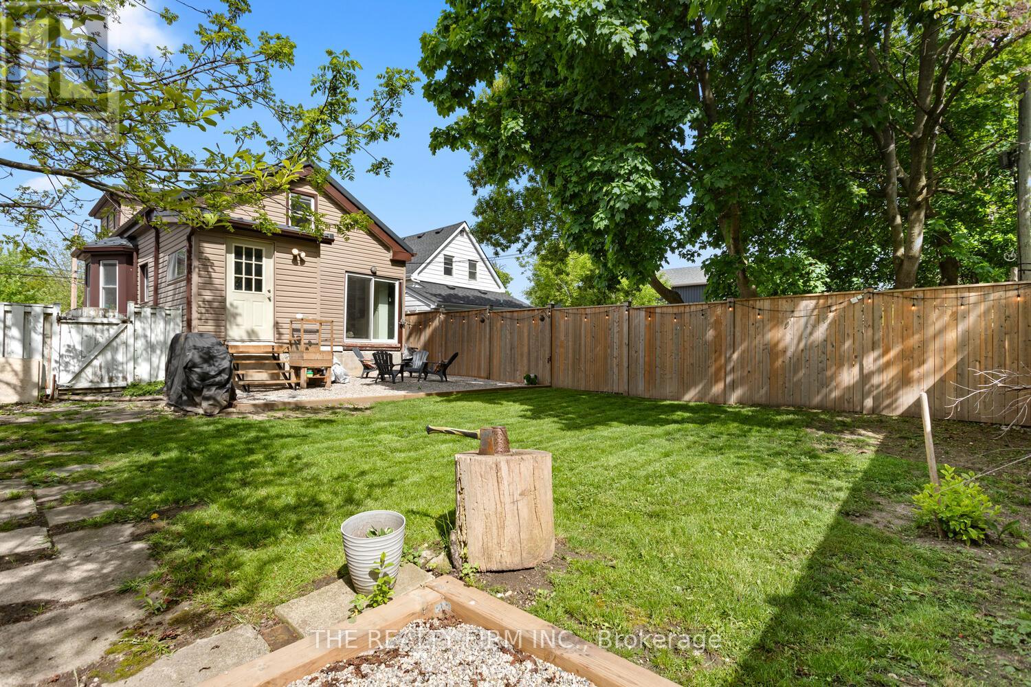 112 Edward Street, London South, Ontario  N6C 3H7 - Photo 40 - X12164606