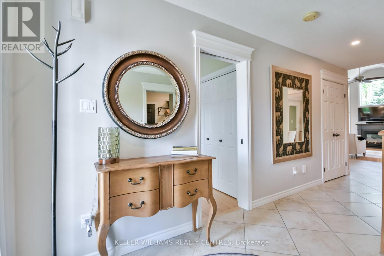 1 - 10 Reddington Drive, Caledon, Ontario  L7E 4C3 - Photo 4 - W12164544
