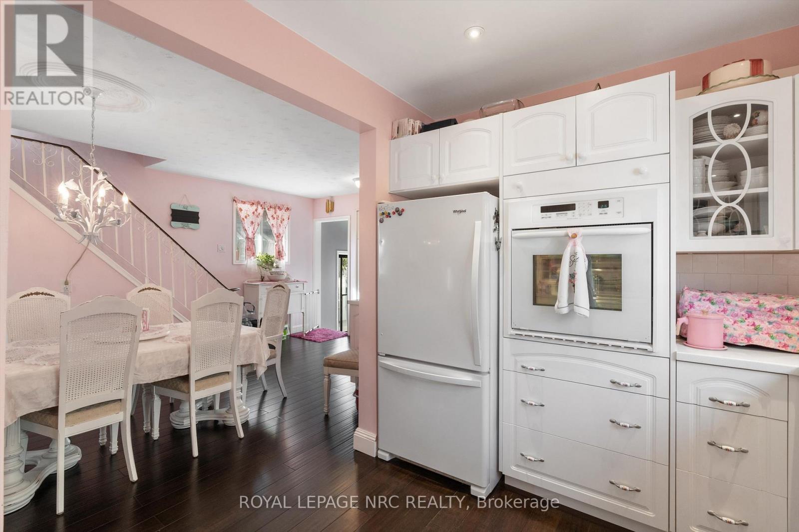 Property at 11 CLEVELAND STREET image 5