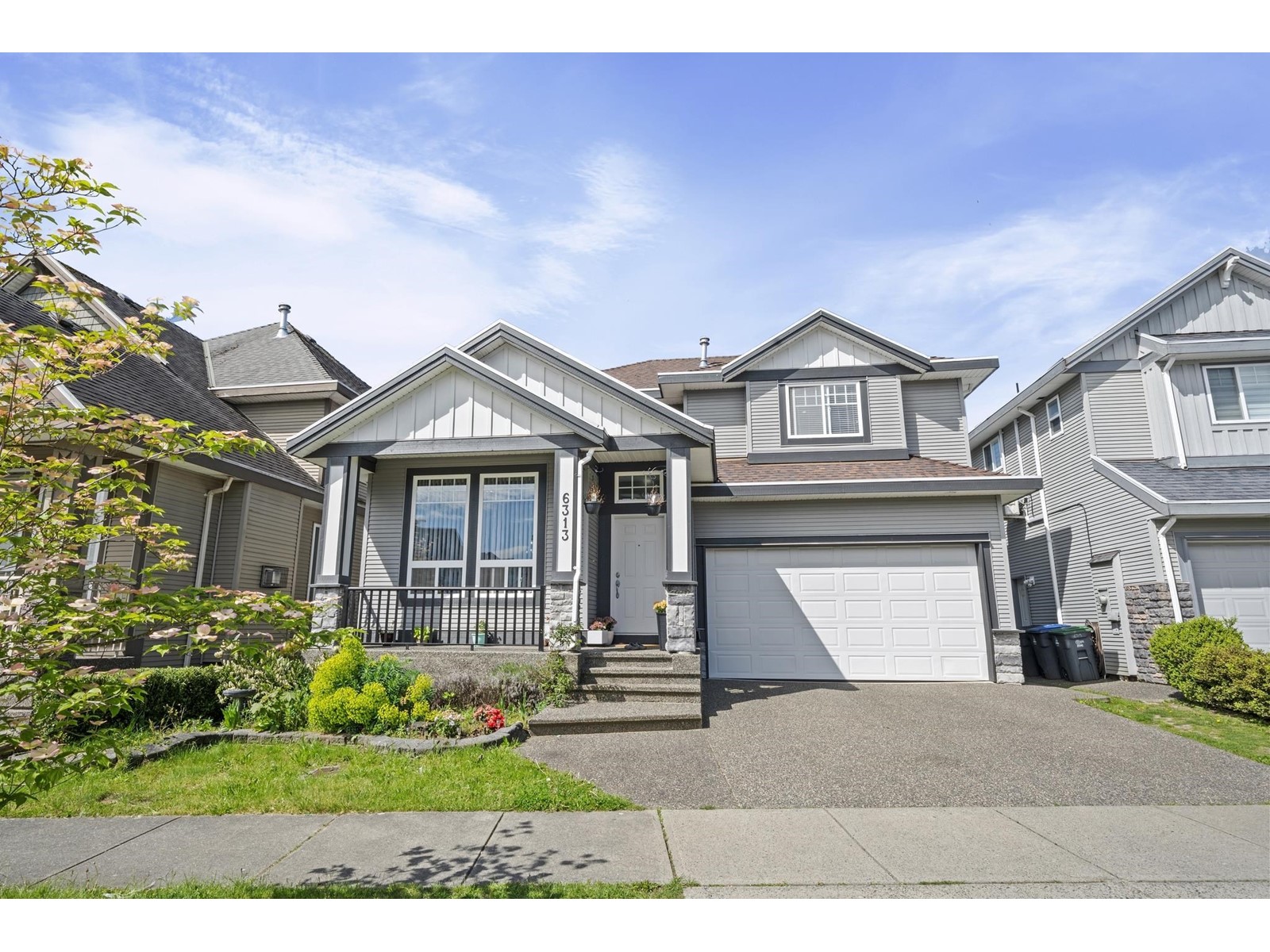 6313 167b Street, Surrey, British Columbia  V3S 1X3 - Photo 2 - R3002039
