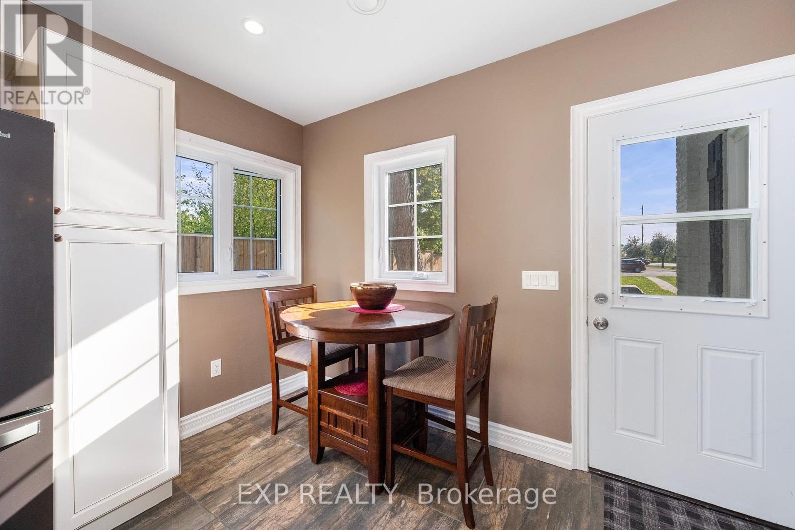 1597 Metro Road N, Georgina, Ontario  L0E 1S0 - Photo 17 - N12164601