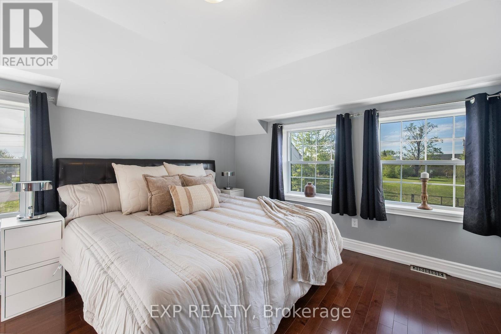 1597 Metro Road N, Georgina, Ontario  L0E 1S0 - Photo 21 - N12164601