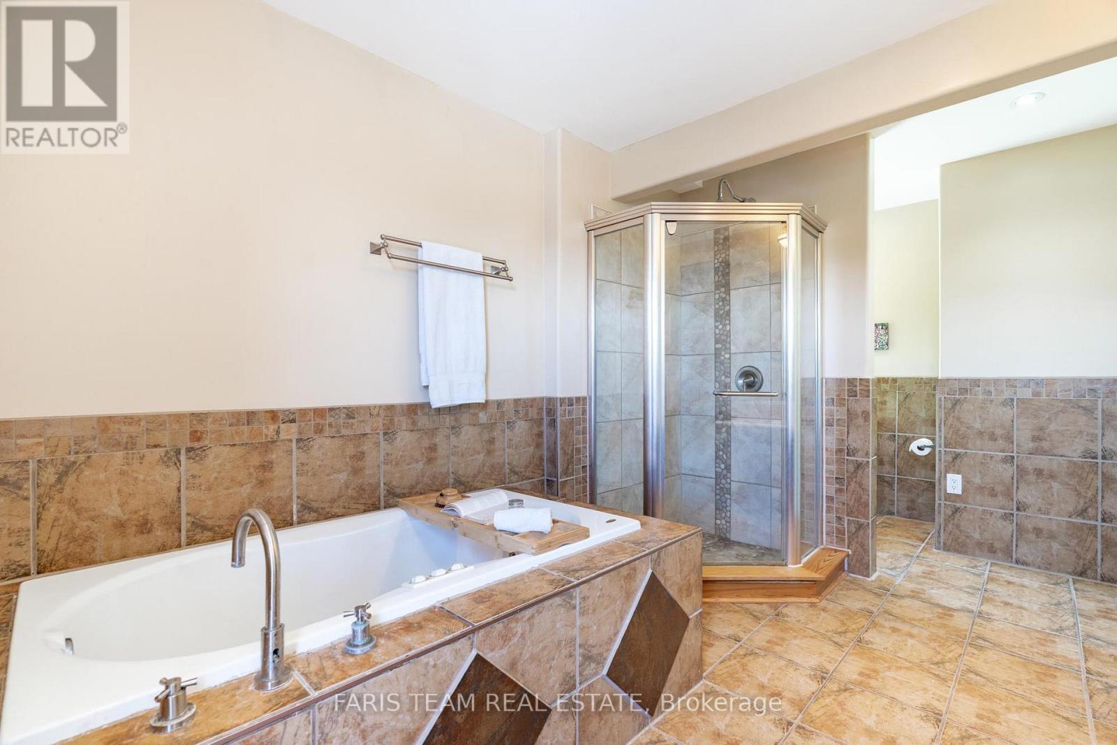 1078 Harbourview Drive, Midland, Ontario  L4R 5J4 - Photo 23 - S12164596