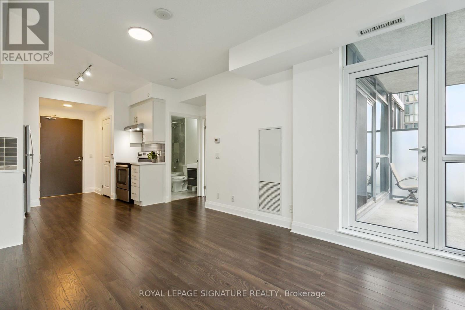 412 - 17 Zorra Street, Toronto, Ontario  M8Z 0C8 - Photo 11 - W12164582
