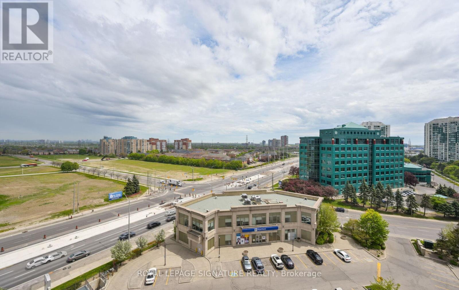1126 - 25 Kingsbridge Garden Circle, Mississauga, Ontario  L5R 4B1 - Photo 45 - W12158466