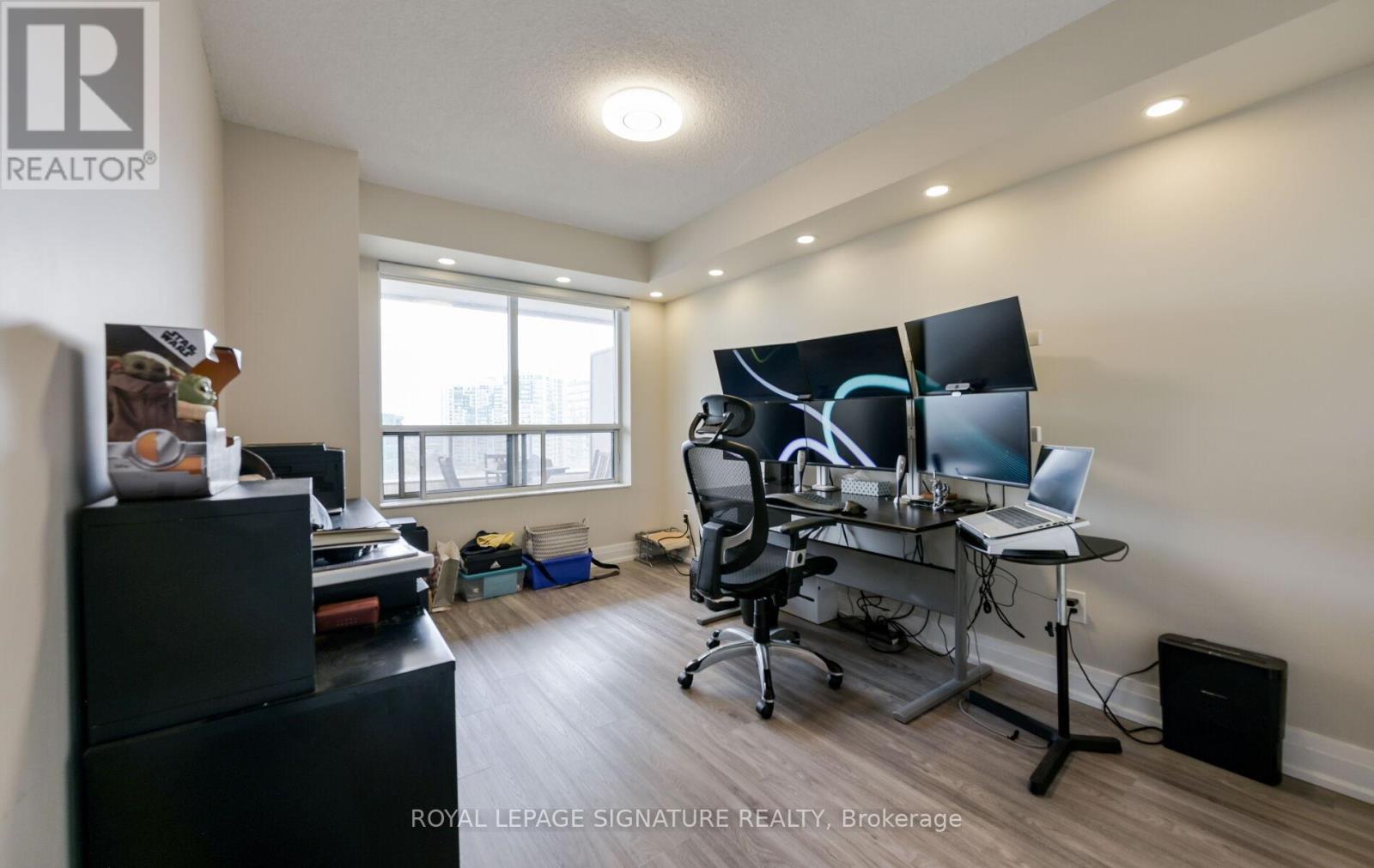 1126 - 25 Kingsbridge Garden Circle, Mississauga, Ontario  L5R 4B1 - Photo 34 - W12158466