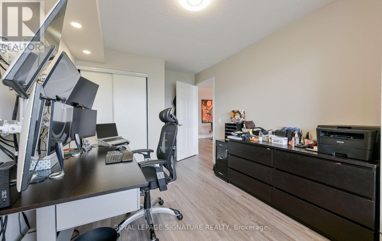 1126 - 25 Kingsbridge Garden Circle, Mississauga, Ontario  L5R 4B1 - Photo 35 - W12158466