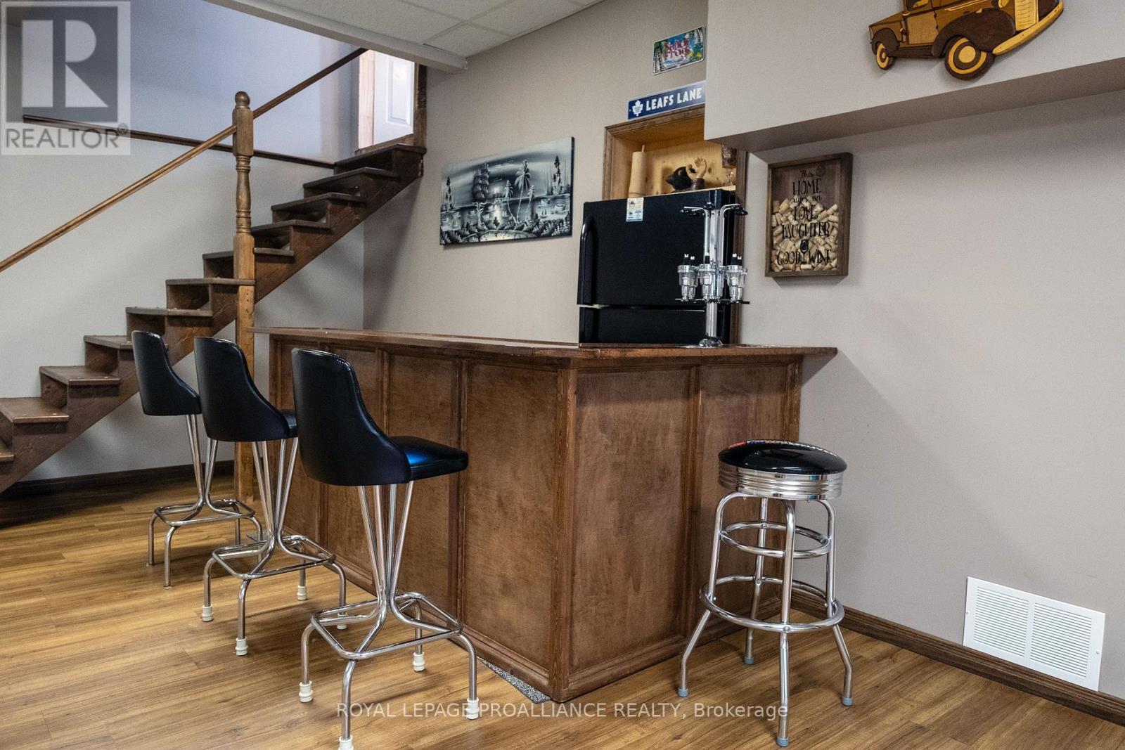 146 Albert Street, Belleville, Ontario  K8N 3N4 - Photo 25 - X12164621