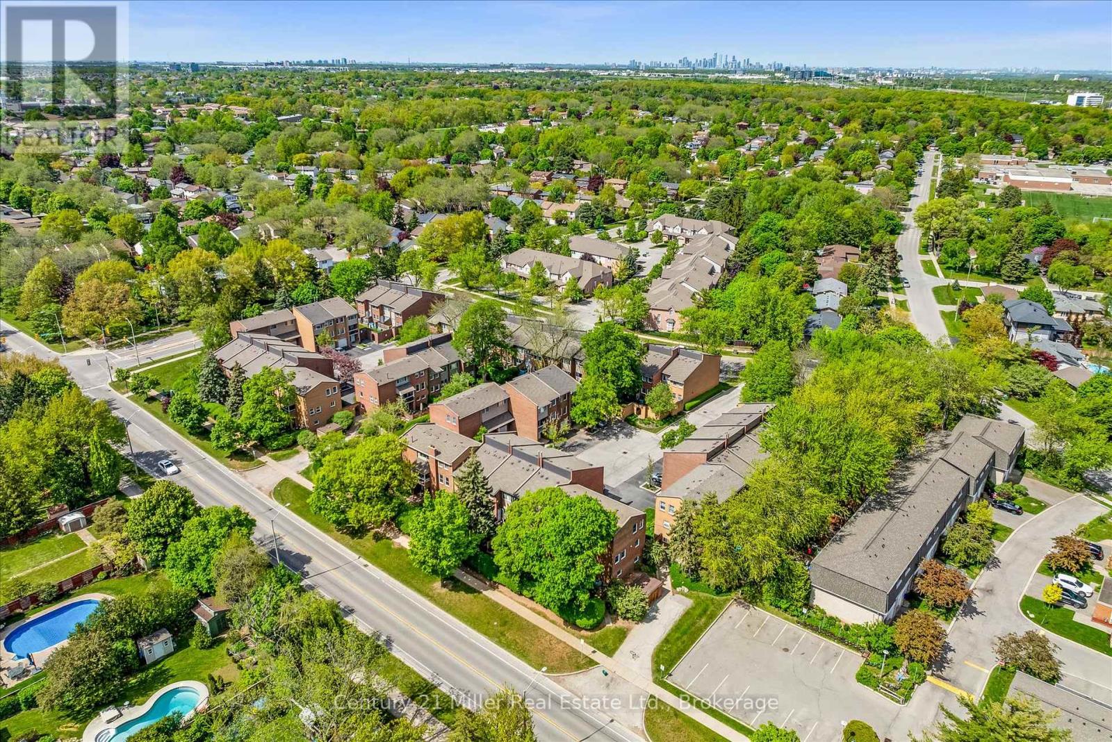 19 - 1310 Hampton Street, Oakville, Ontario  L6H 2S6 - Photo 40 - W12100407