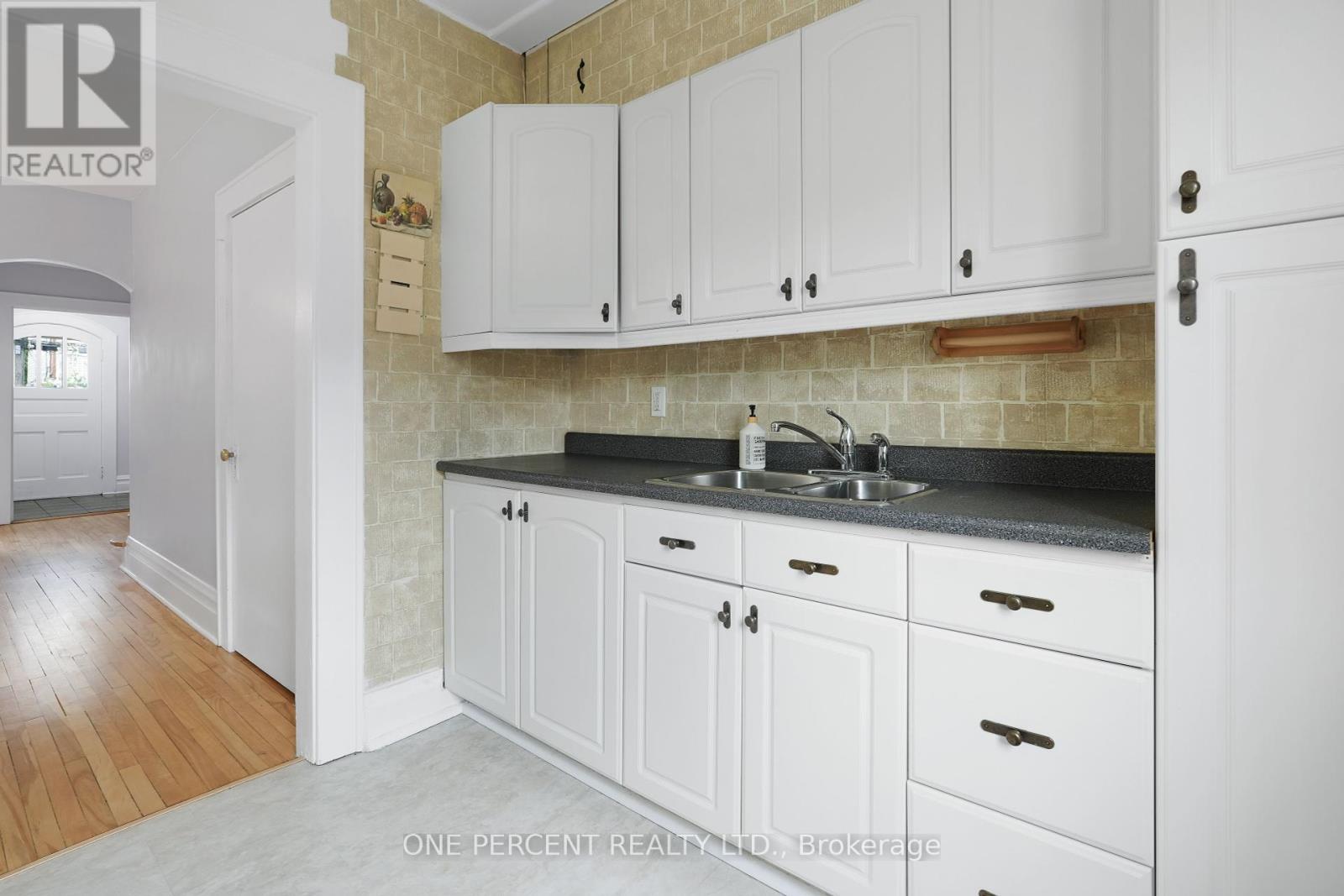 165 Hawthorne Avenue, Ottawa, Ontario  K1S 0B2 - Photo 15 - X12164614