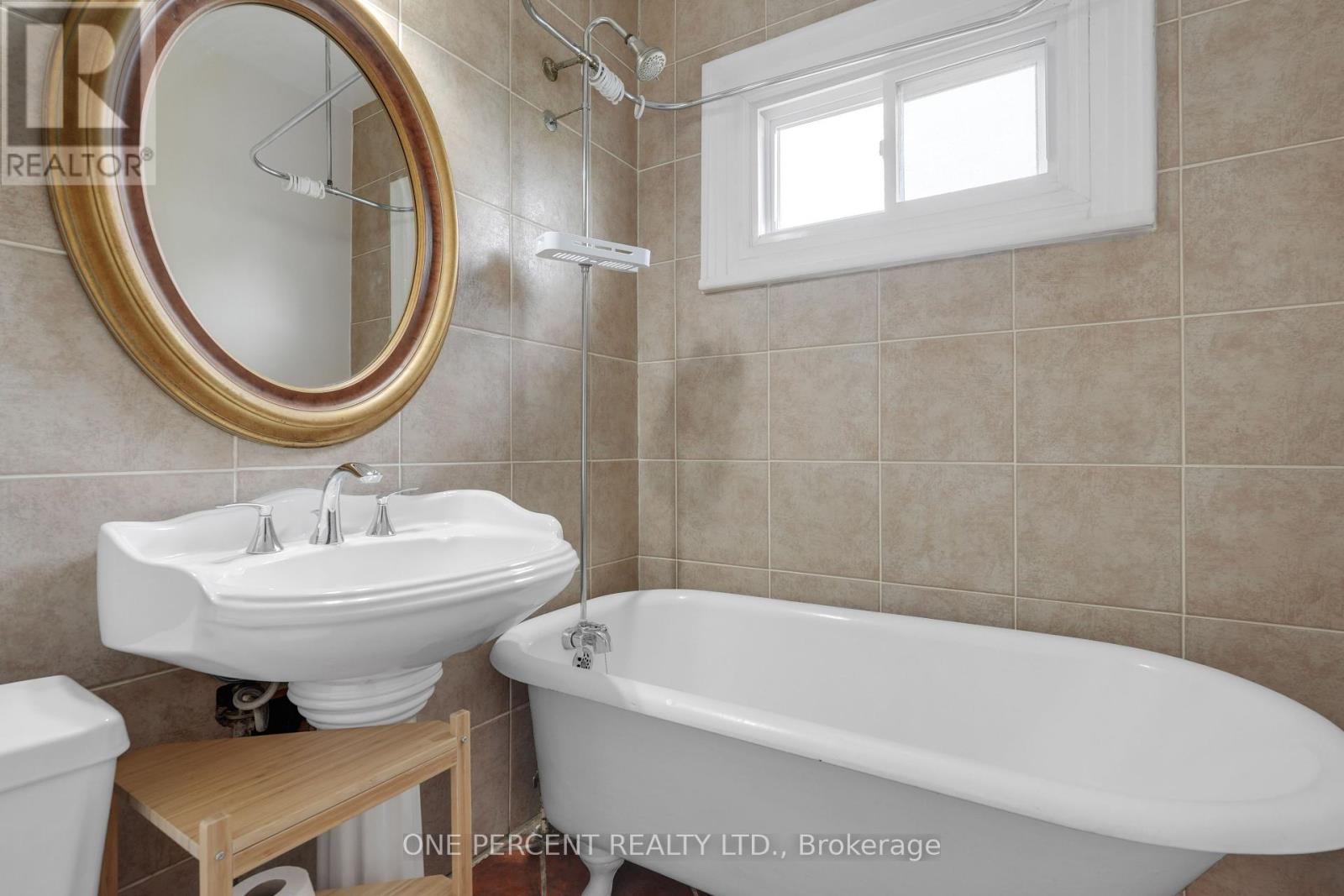 165 Hawthorne Avenue, Ottawa, Ontario  K1S 0B2 - Photo 18 - X12164614
