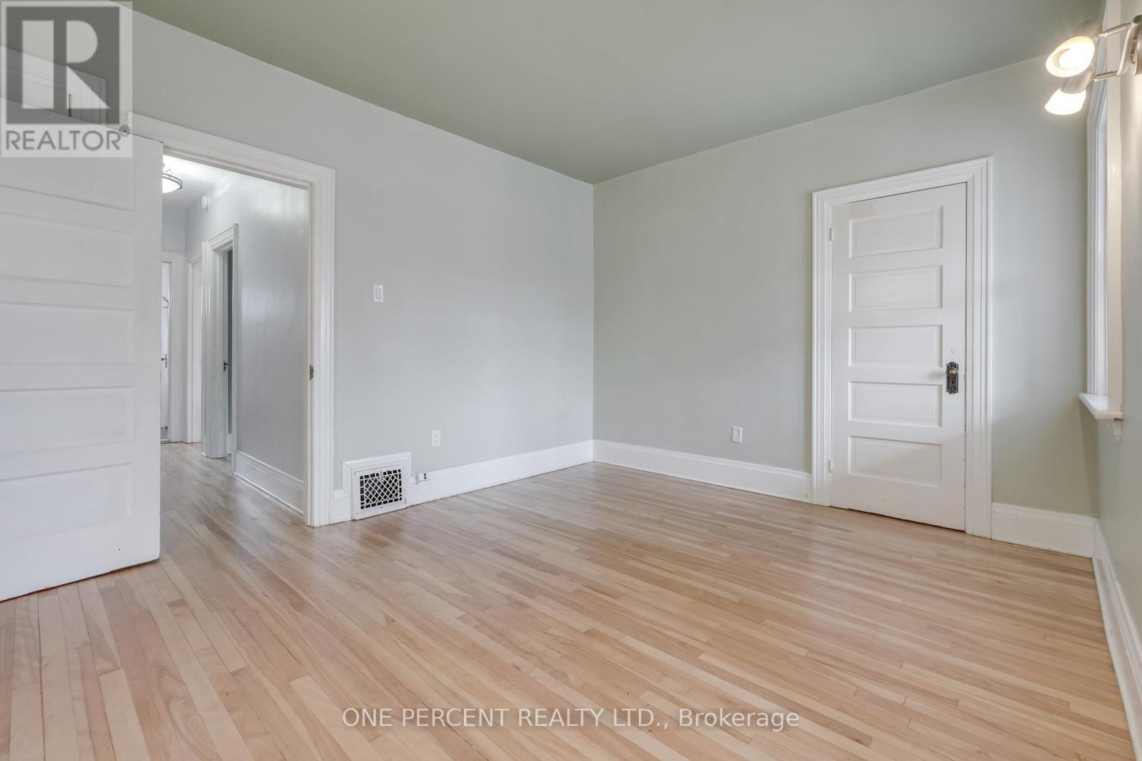 165 Hawthorne Avenue, Ottawa, Ontario  K1S 0B2 - Photo 23 - X12164614