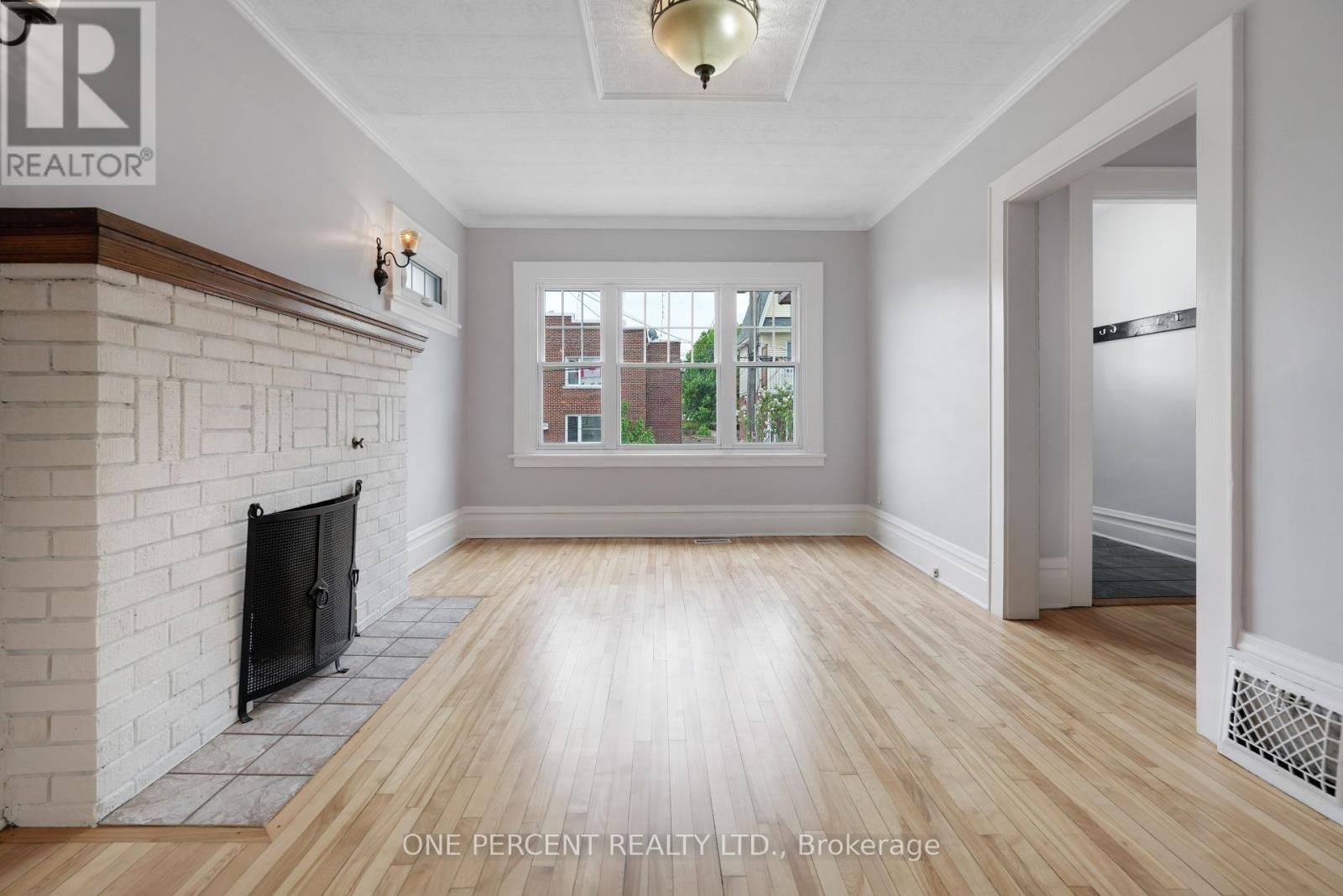 165 Hawthorne Avenue, Ottawa, Ontario  K1S 0B2 - Photo 8 - X12164614