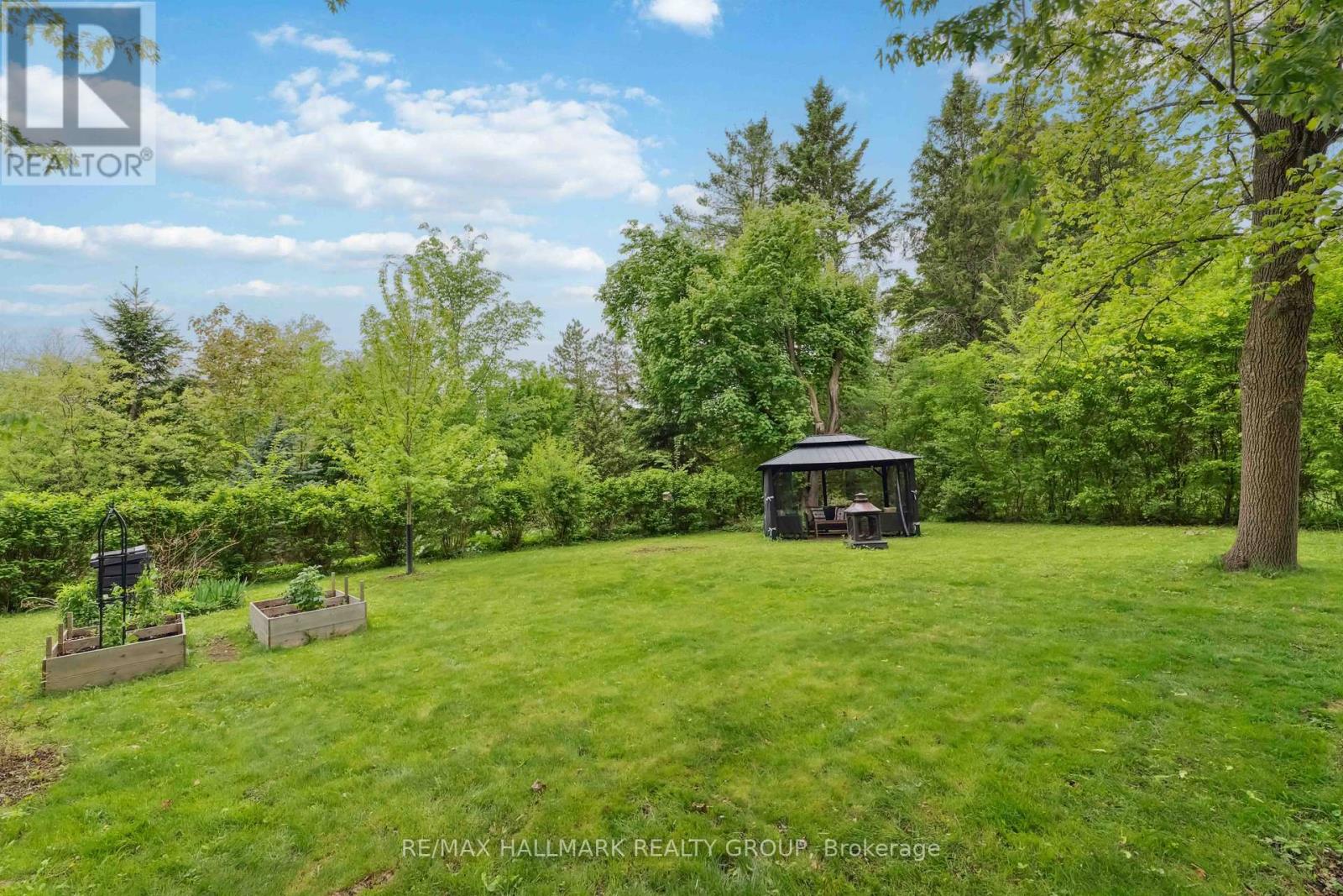 54 Lismer Crescent, Ottawa, Ontario  K2K 1A2 - Photo 35 - X12164633