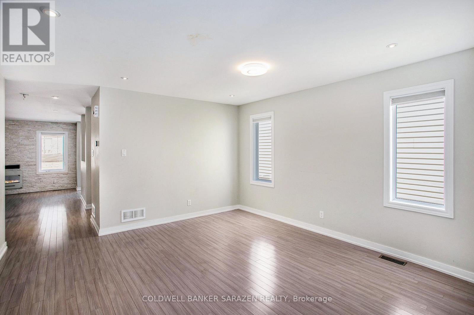 621 Clearbrook Drive, Ottawa, Ontario  K2J 5S2 - Photo 5 - X12164634