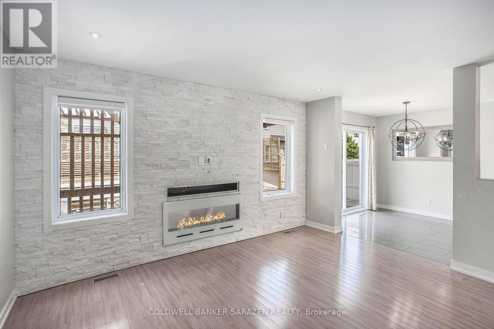 621 Clearbrook Drive, Ottawa, Ontario  K2J 5S2 - Photo 8 - X12164634