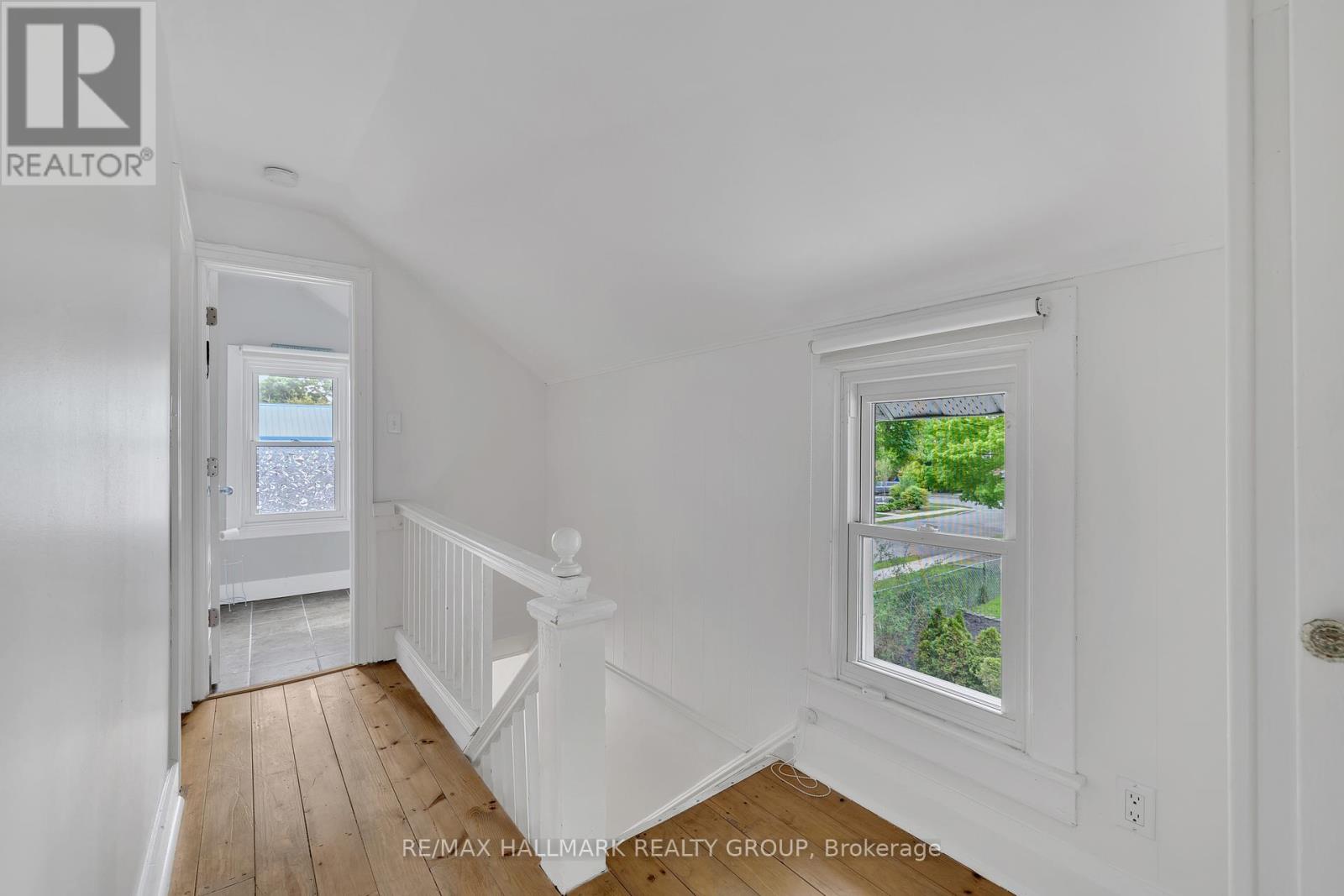 118 Wellington Street, Gananoque, Ontario  K7G 1B7 - Photo 29 - X12164635