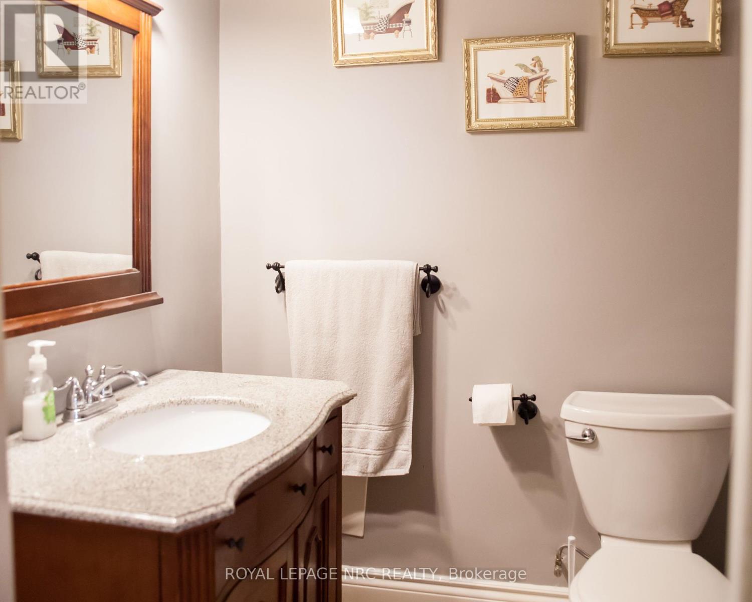 190 Highway 20 West Highway, Pelham, Ontario  L0S 1E6 - Photo 13 - X12164660