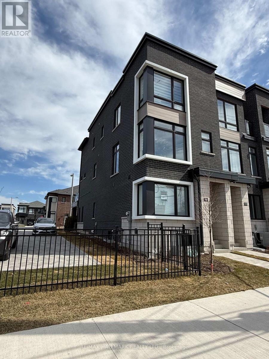 1581 MIDLAND AVENUE, Toronto, Ontario