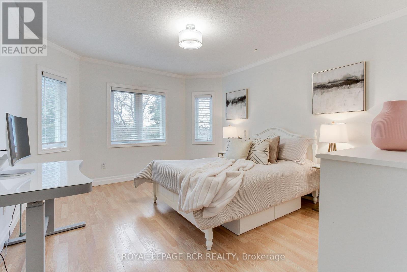 558 Lyman Boulevard, Newmarket (Stonehaven-Wyndham), Ontario  L3X 1V8 - Photo 29 - N12079451