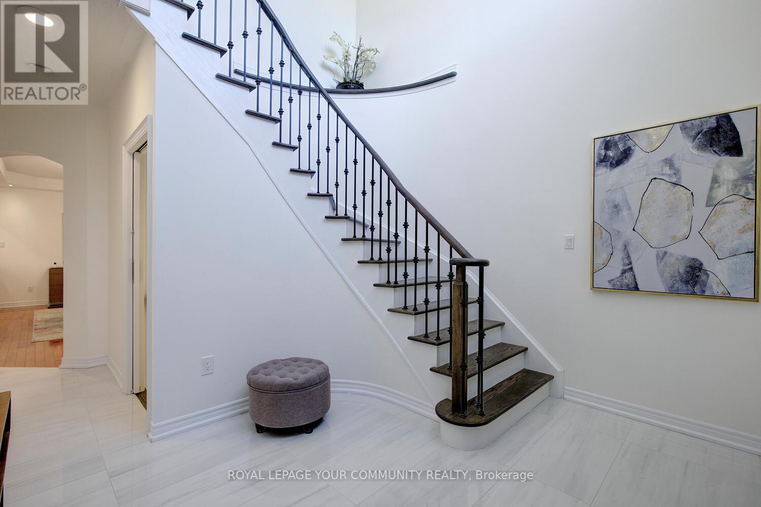 Property at 127 GOLDEN FOREST ROAD image 4
