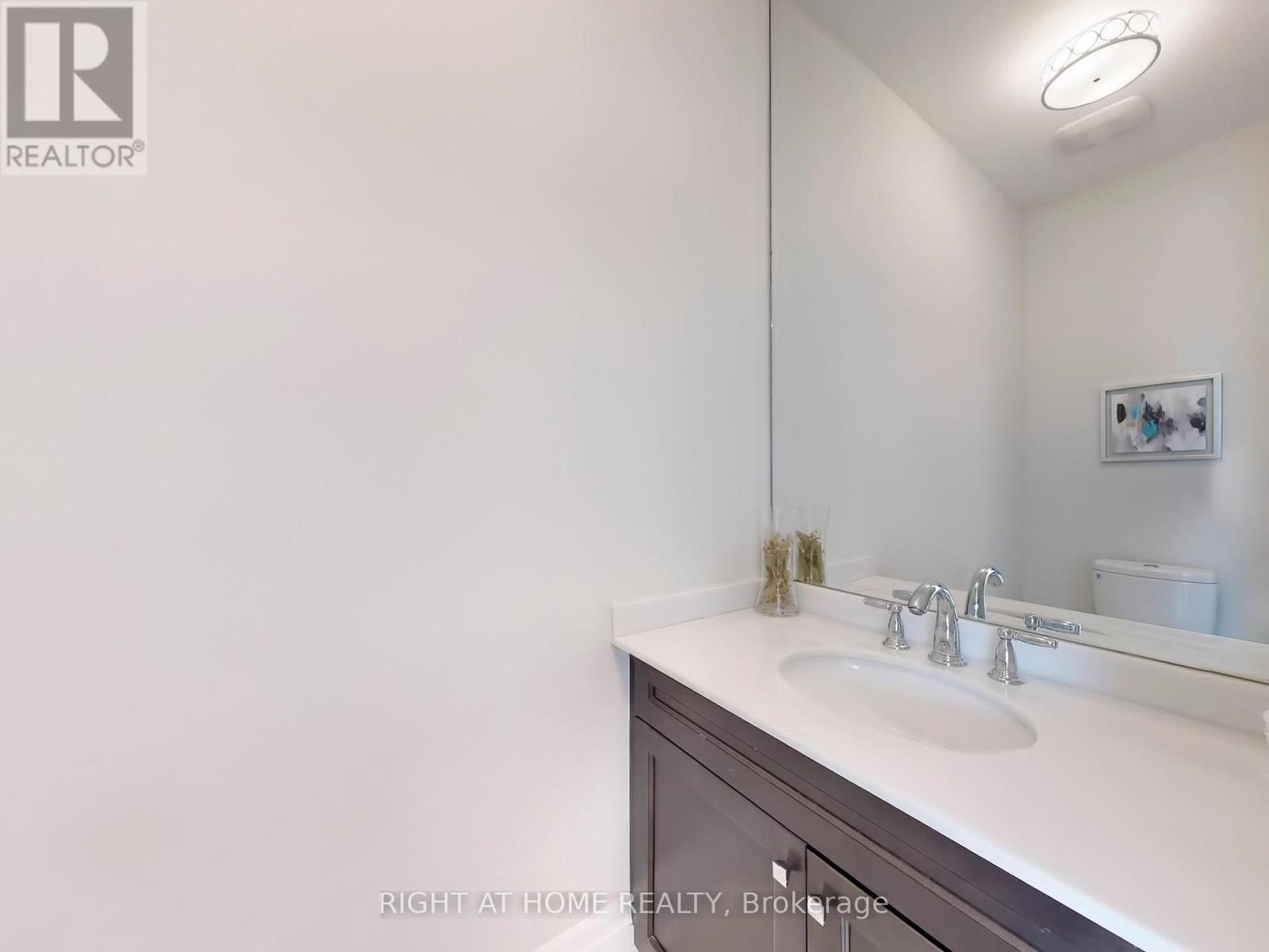 10 Carrville Woods Circle, Vaughan, Ontario  L6A 4Z6 - Photo 23 - N12161430