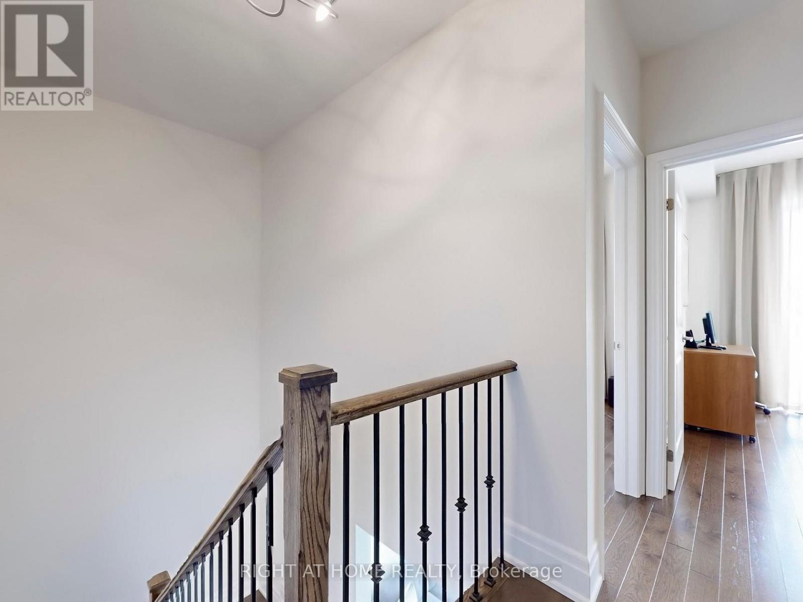 10 Carrville Woods Circle, Vaughan, Ontario  L6A 4Z6 - Photo 25 - N12161430