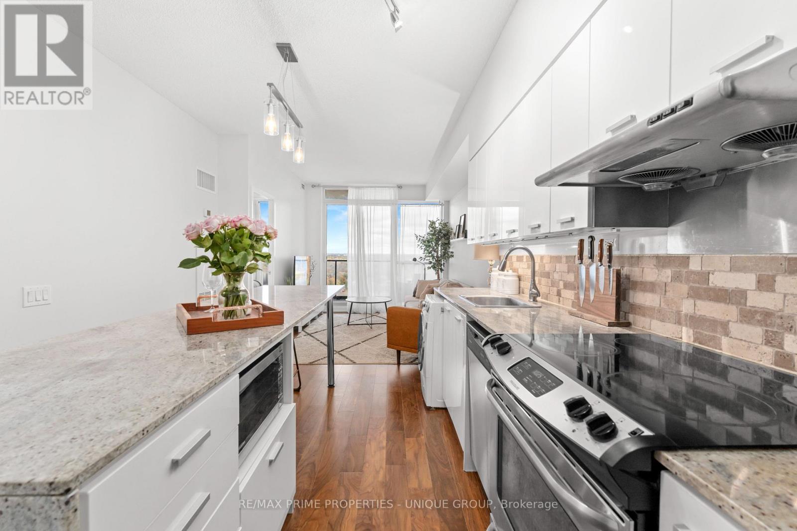 2207 - 29 Singer Court, Toronto, Ontario  M2K 0B3 - Photo 10 - C12161405