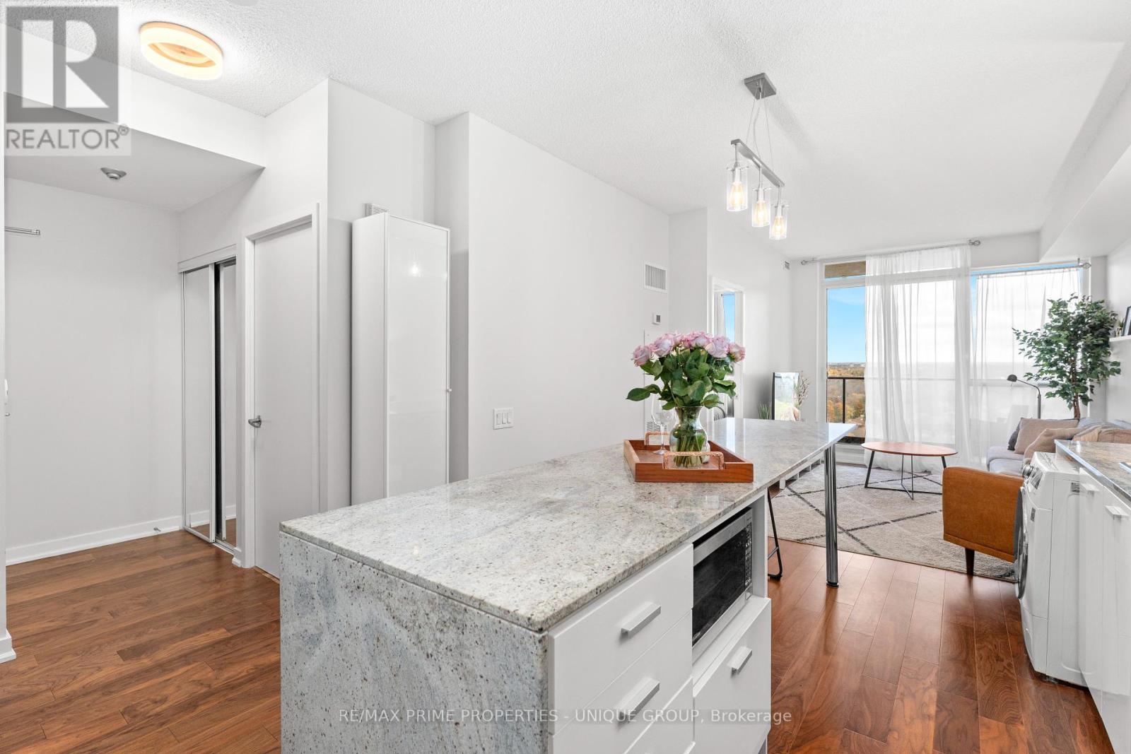 2207 - 29 Singer Court, Toronto, Ontario  M2K 0B3 - Photo 8 - C12161405
