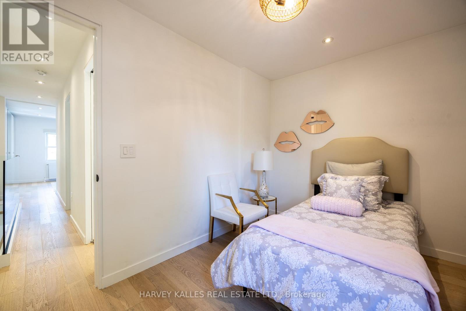 380 Old Orchard Grove, Toronto, Ontario  M5M 2E9 - Photo 26 - C12161461