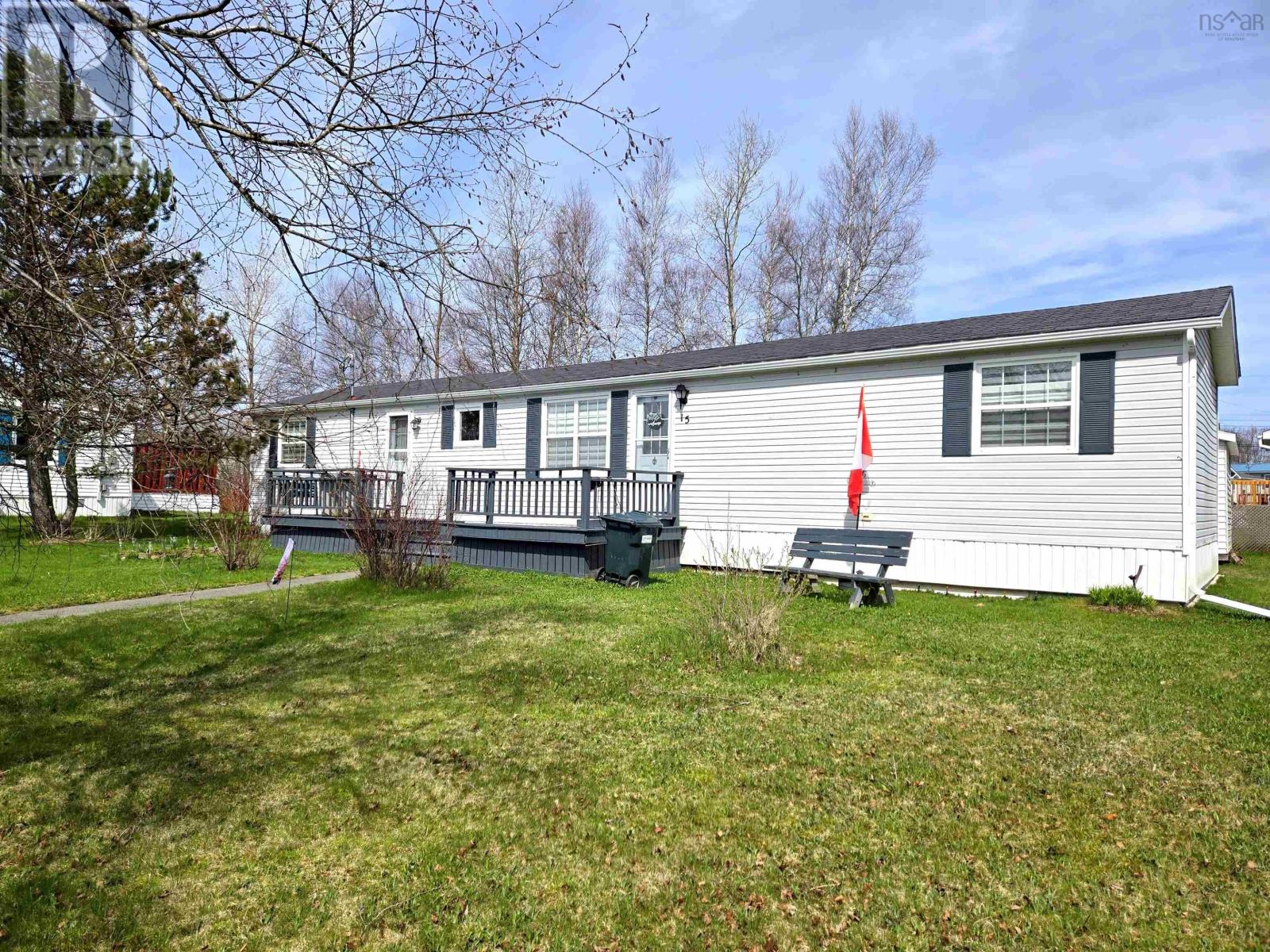 Property at 15 Kimberly Court image 1