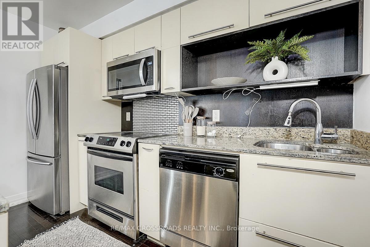 1305 - 21 Carlton Street, Toronto, Ontario  M5B 1L3 - Photo 12 - C12161408