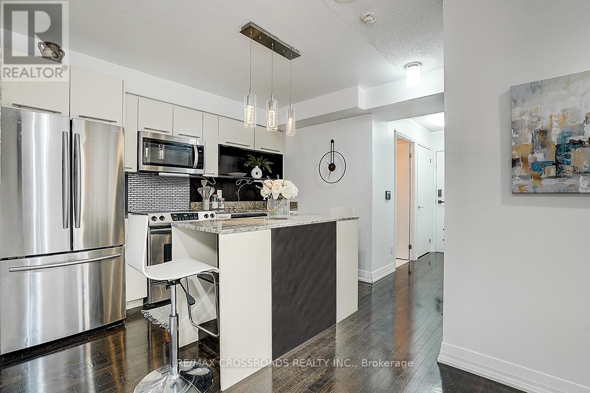 1305 - 21 Carlton Street, Toronto, Ontario  M5B 1L3 - Photo 17 - C12161408