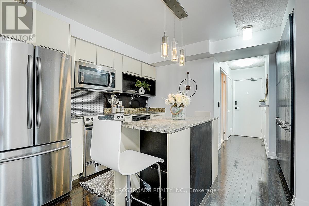 1305 - 21 Carlton Street, Toronto, Ontario  M5B 1L3 - Photo 15 - C12161408