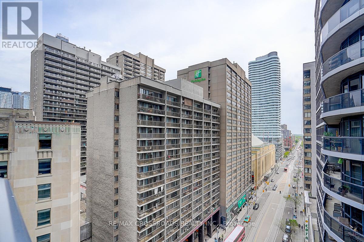 1305 - 21 Carlton Street, Toronto, Ontario  M5B 1L3 - Photo 38 - C12161408